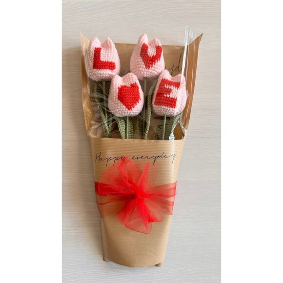 Other - Bouquet crochet tulip
